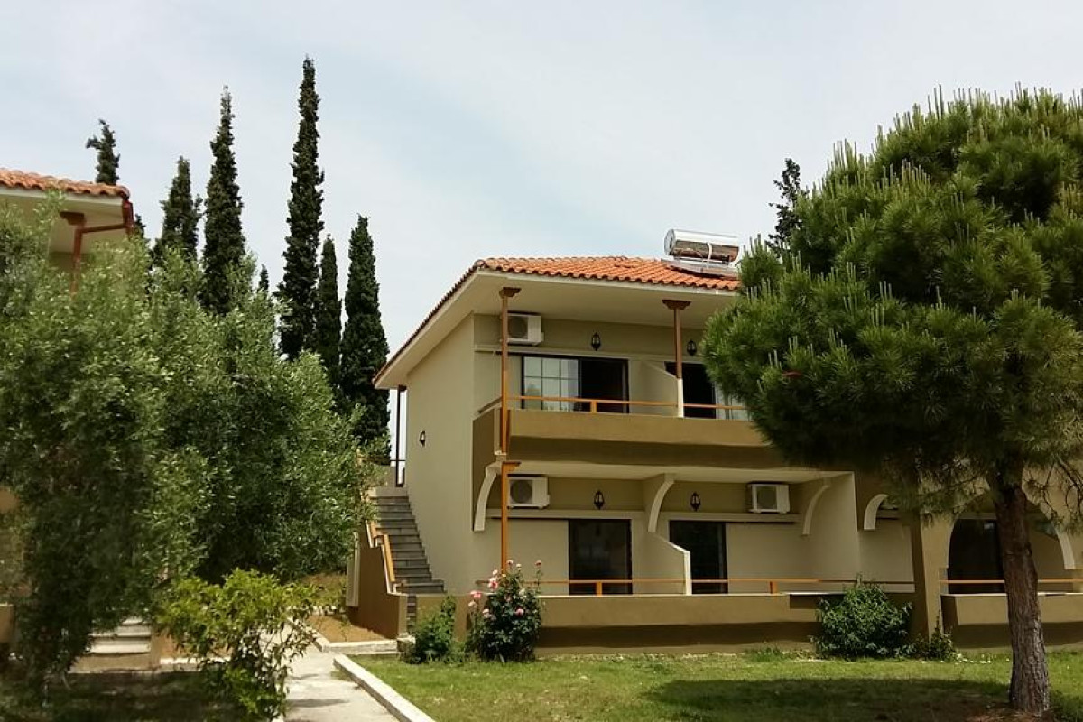 Sithonia Village