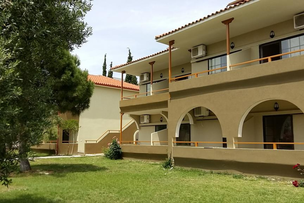 Sithonia Village