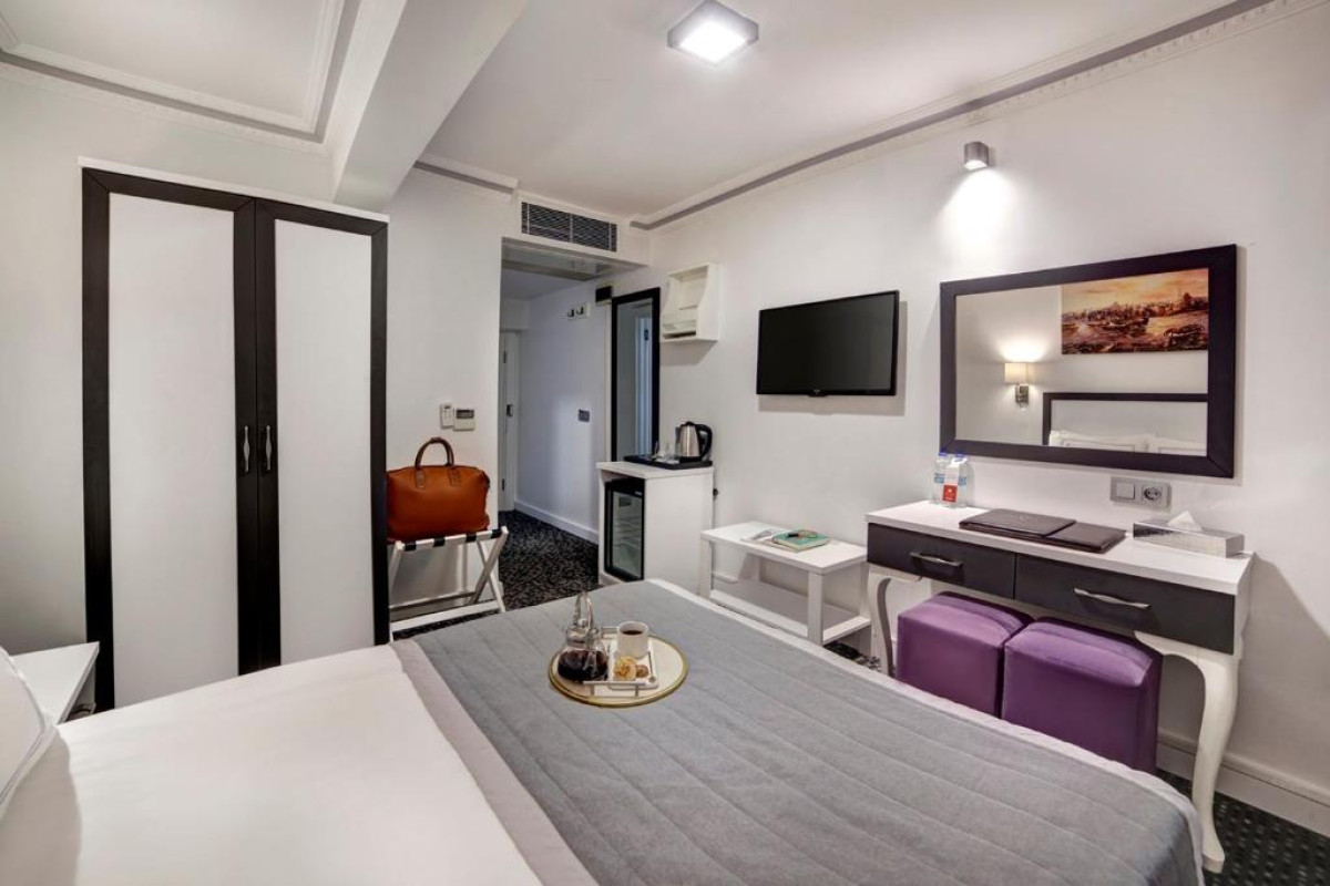 Skalion Hotel