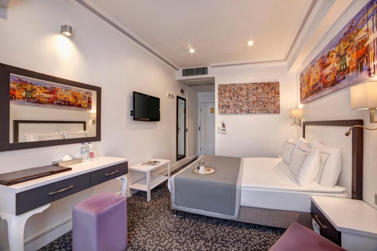 Skalion Hotel
