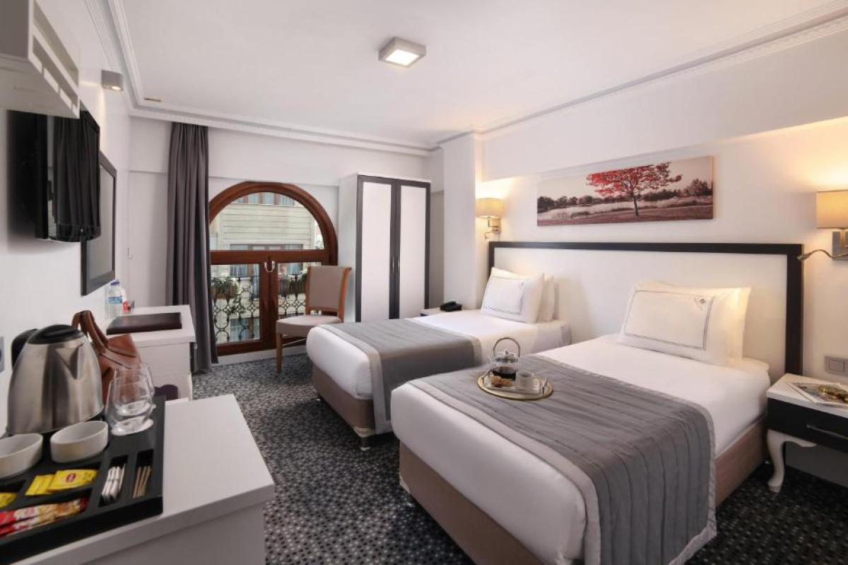 Skalion Hotel