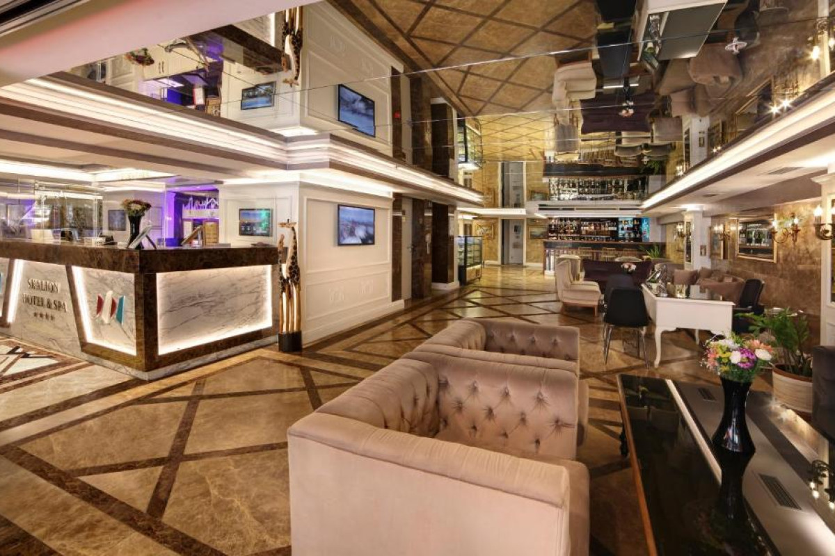 Skalion Hotel