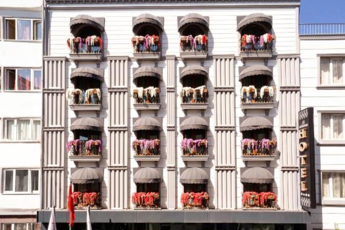 Skalion Hotel