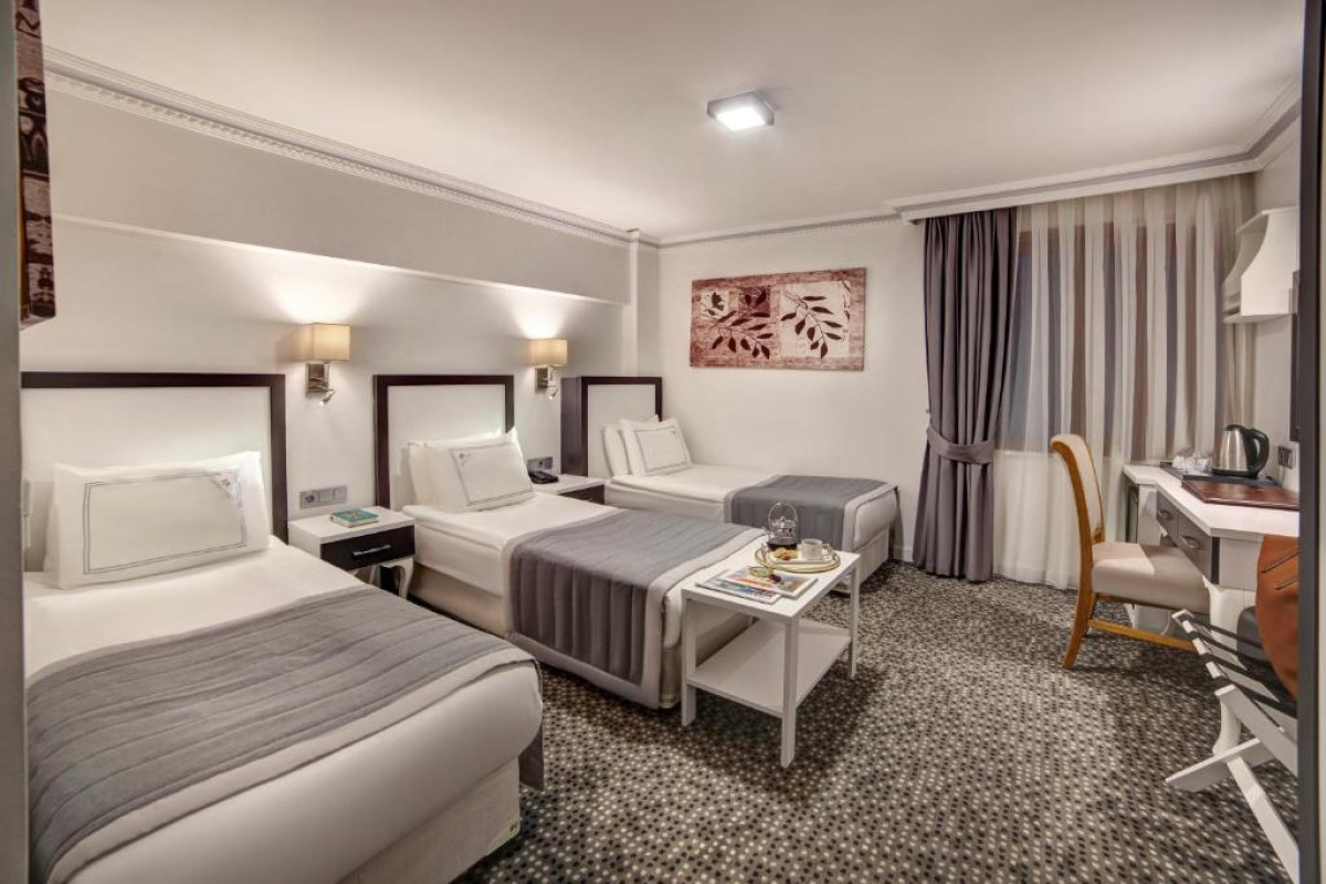 Skalion Hotel