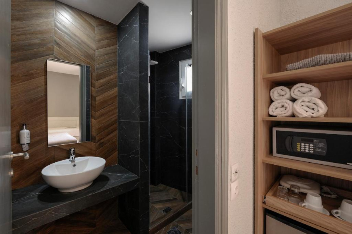 Skianthion Rooms