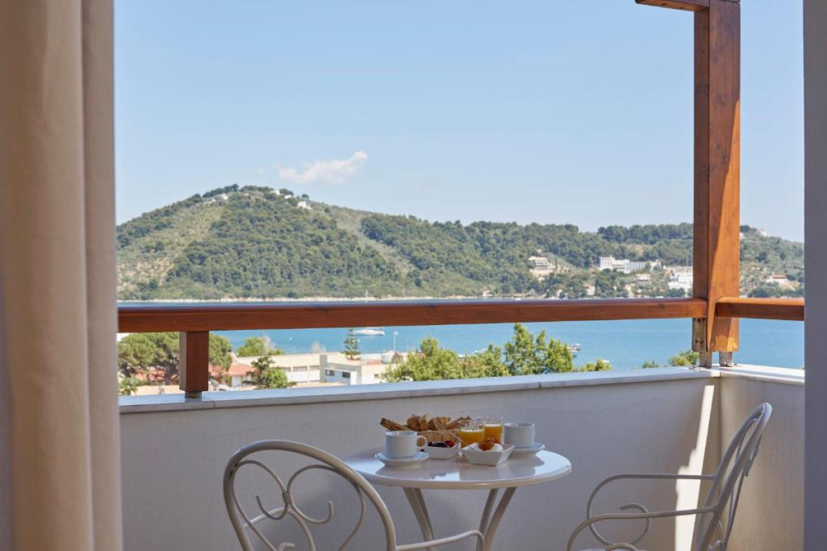 Skiathos Living