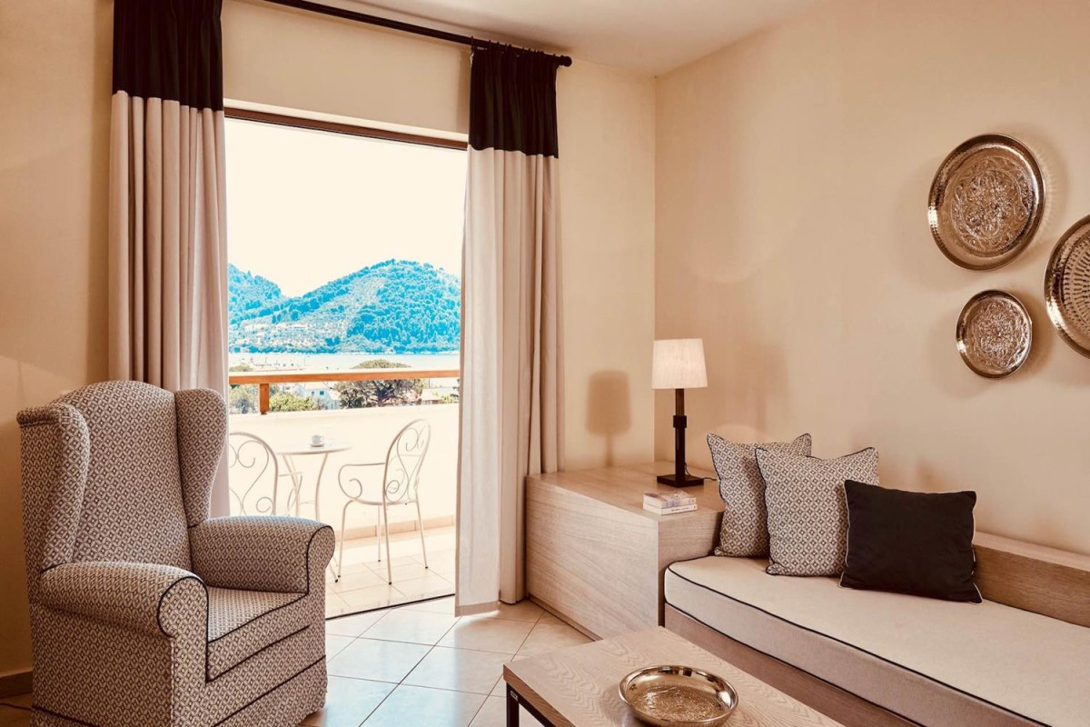 Skiathos Living Unique Residences