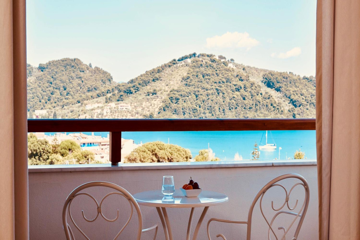 Skiathos Living Unique Residences