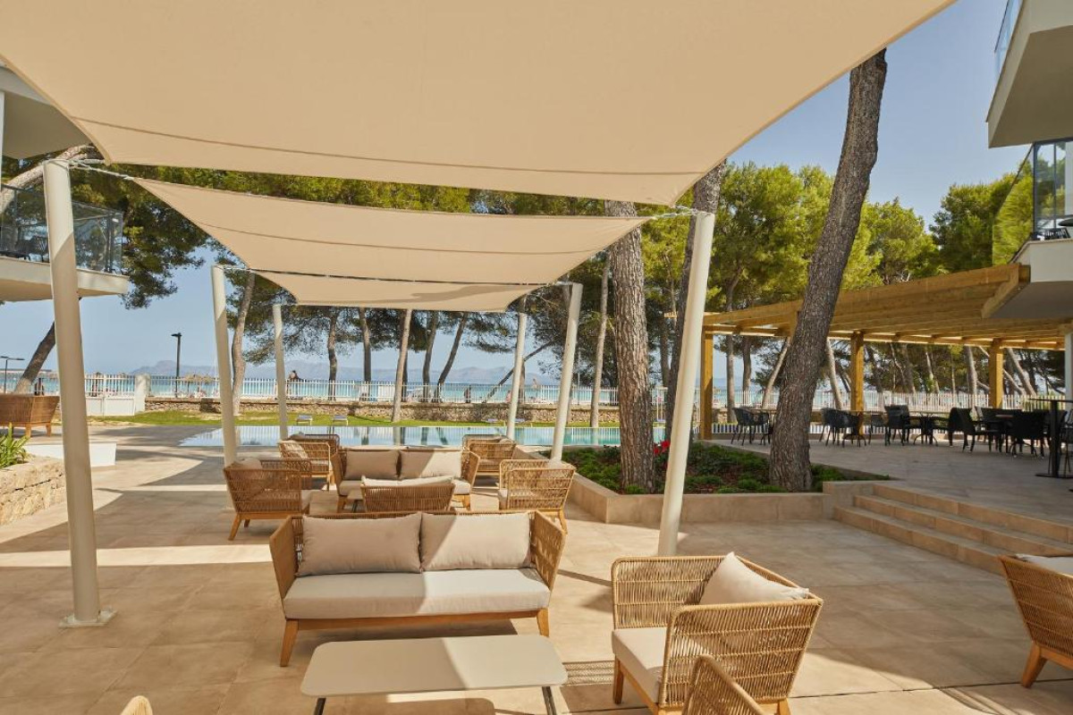 Sofia Alcudia Beach