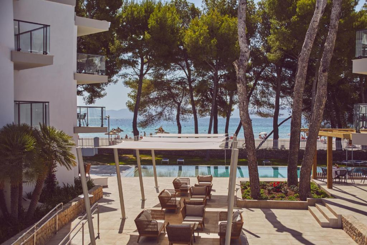 Sofia Alcudia Beach