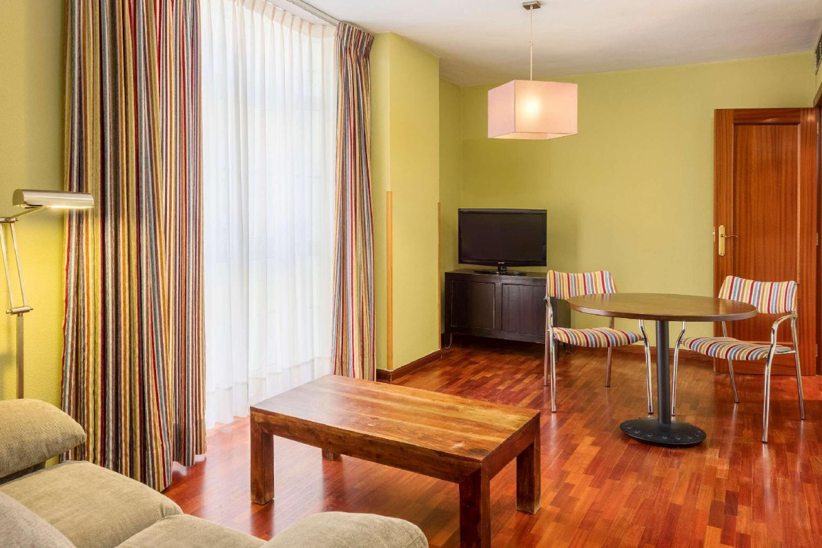 Sofia Parquesol Hotel