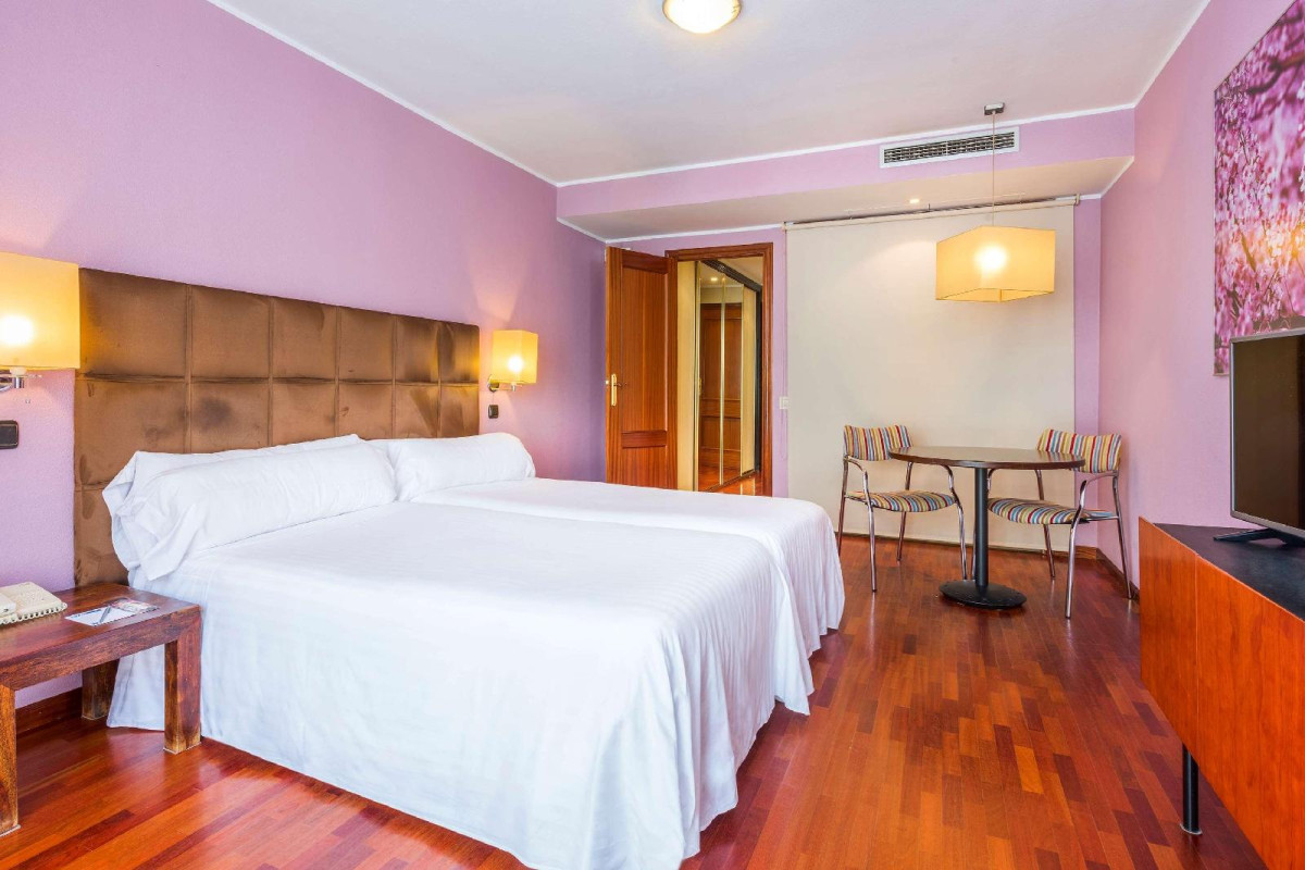 Sofia Parquesol Hotel
