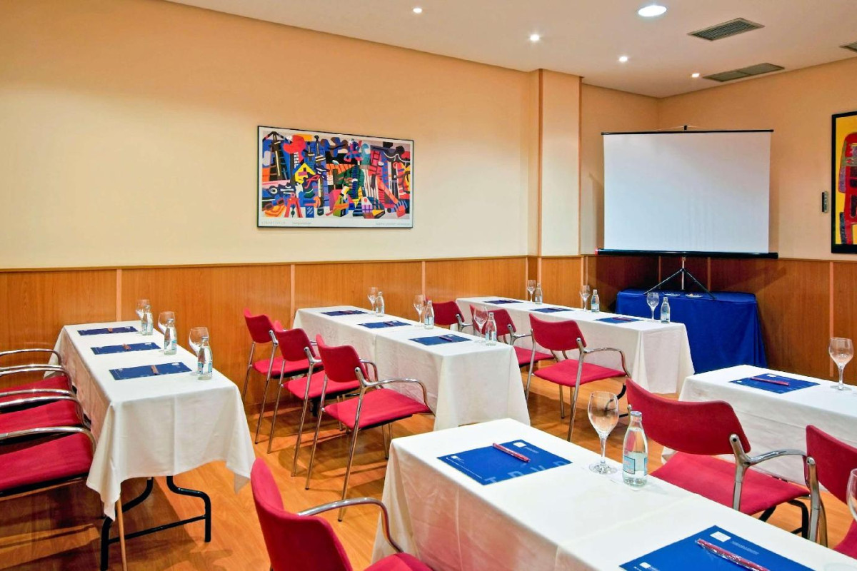 Sofia Parquesol Hotel
