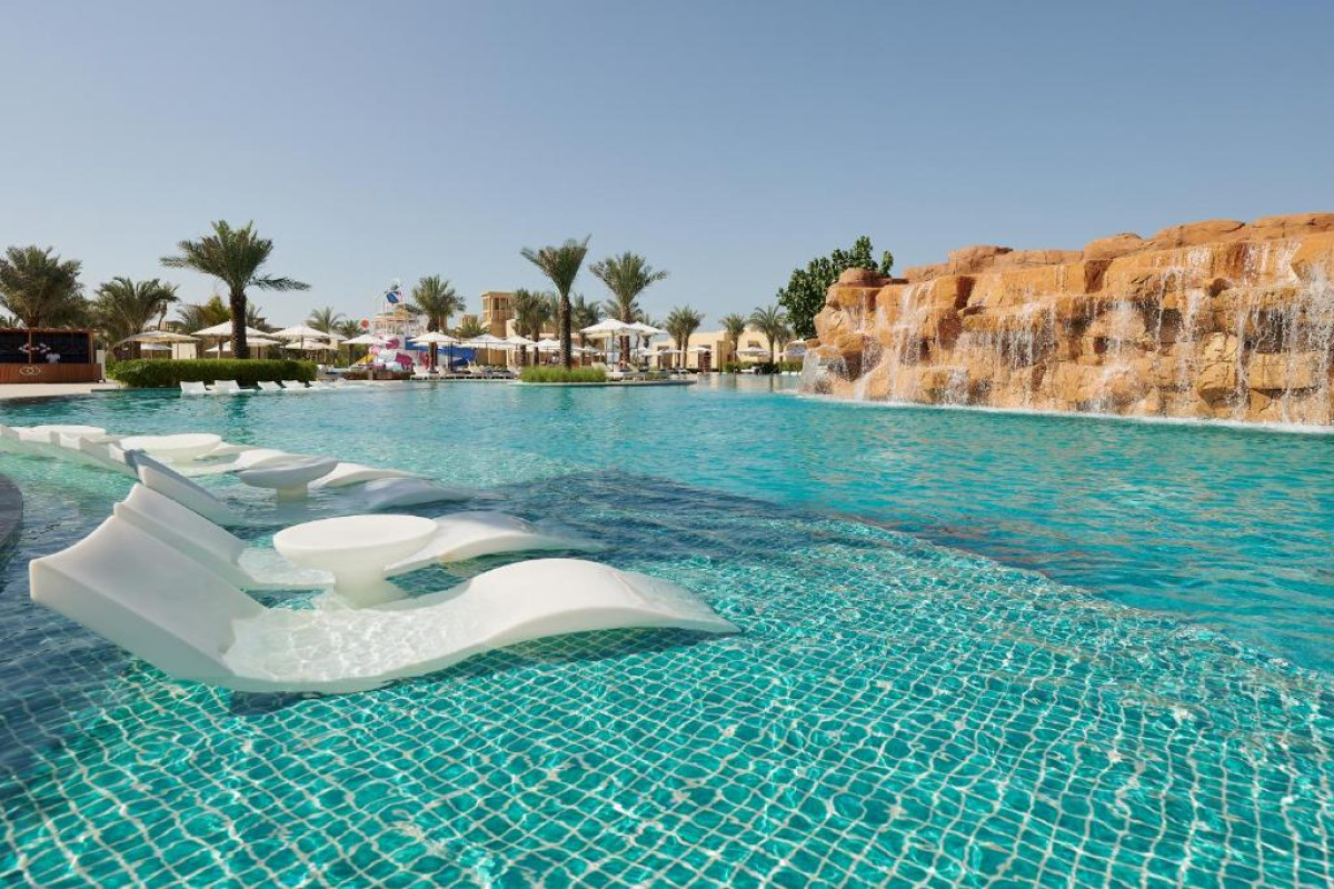 Sofitel Al Hamra Beach Resort