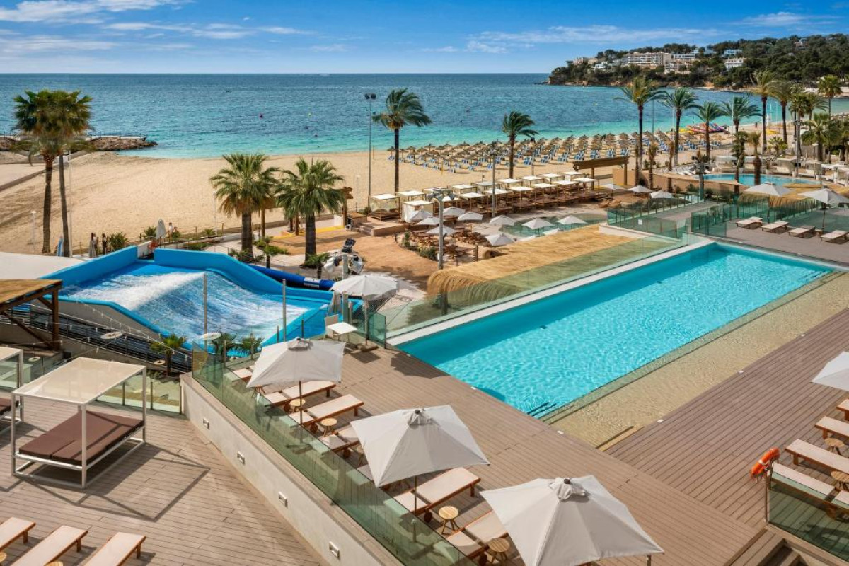 SOL WAVE HOUSE ALL SUITES