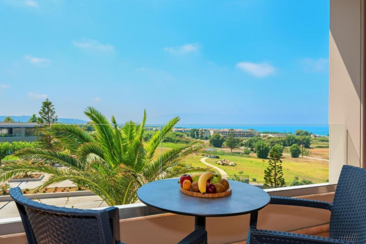 Solimar AquaMarine Hotel
