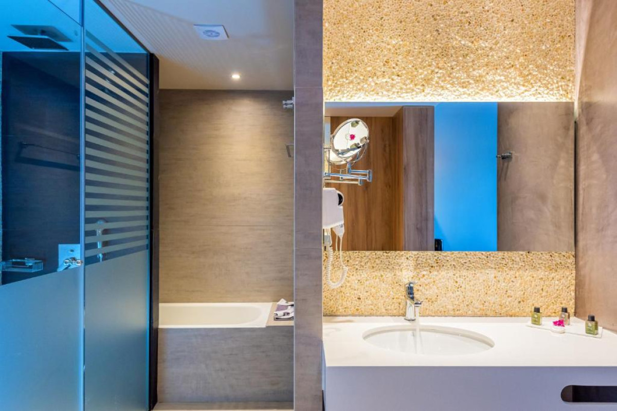 Solimar AquaMarine Hotel
