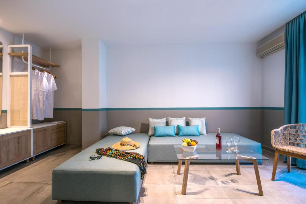 Solimar Turquoise