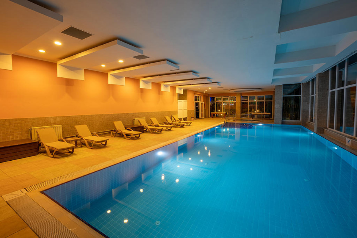 SOLIVIA HOTEL (ex. TITAN SELECT HOTEL)