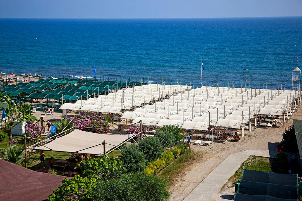 SOLIVIA HOTEL (ex. TITAN SELECT HOTEL)