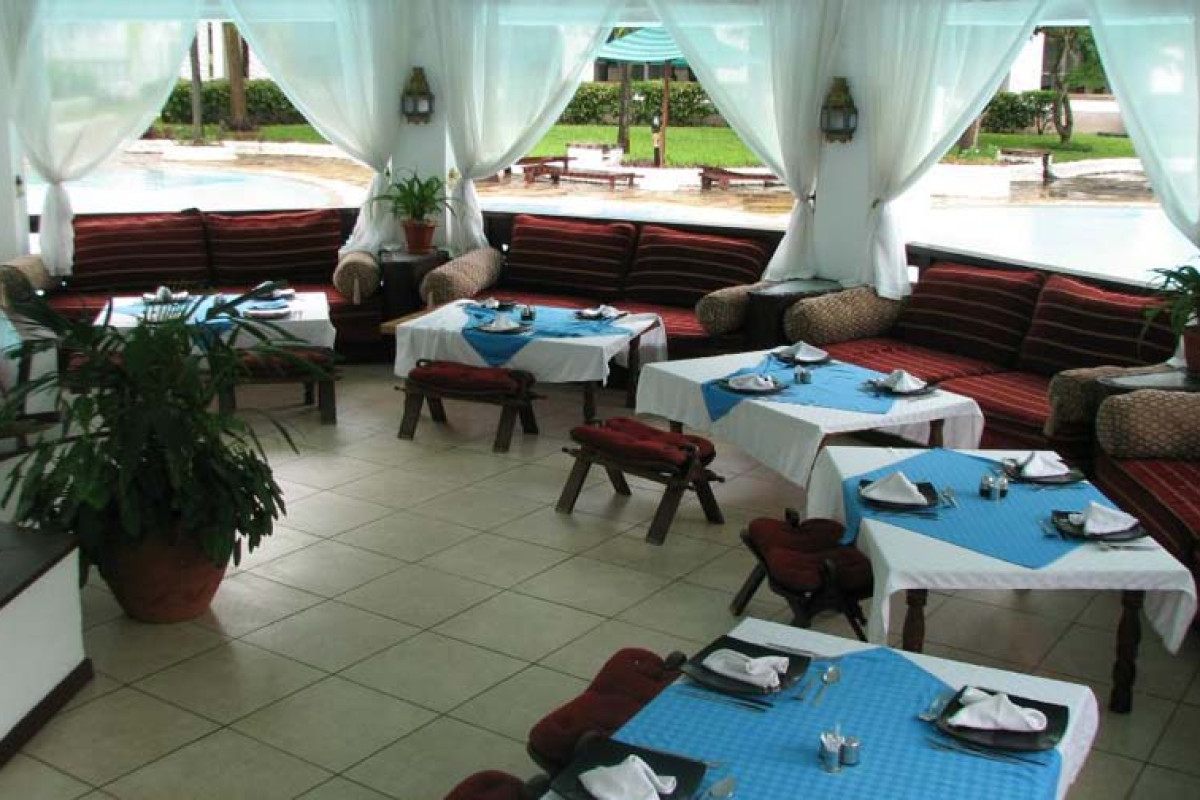 Southern Palms Beach Resort