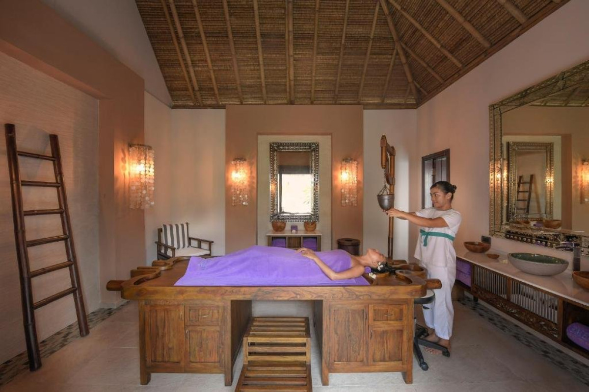 Emerald Maldives Resort And Spa