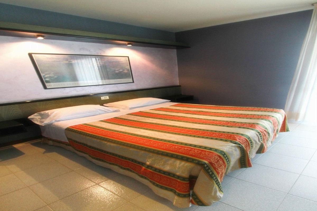 Spa Hotel Parigi 2