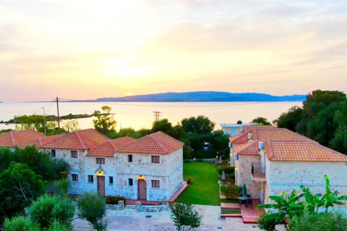 Spasmata Village