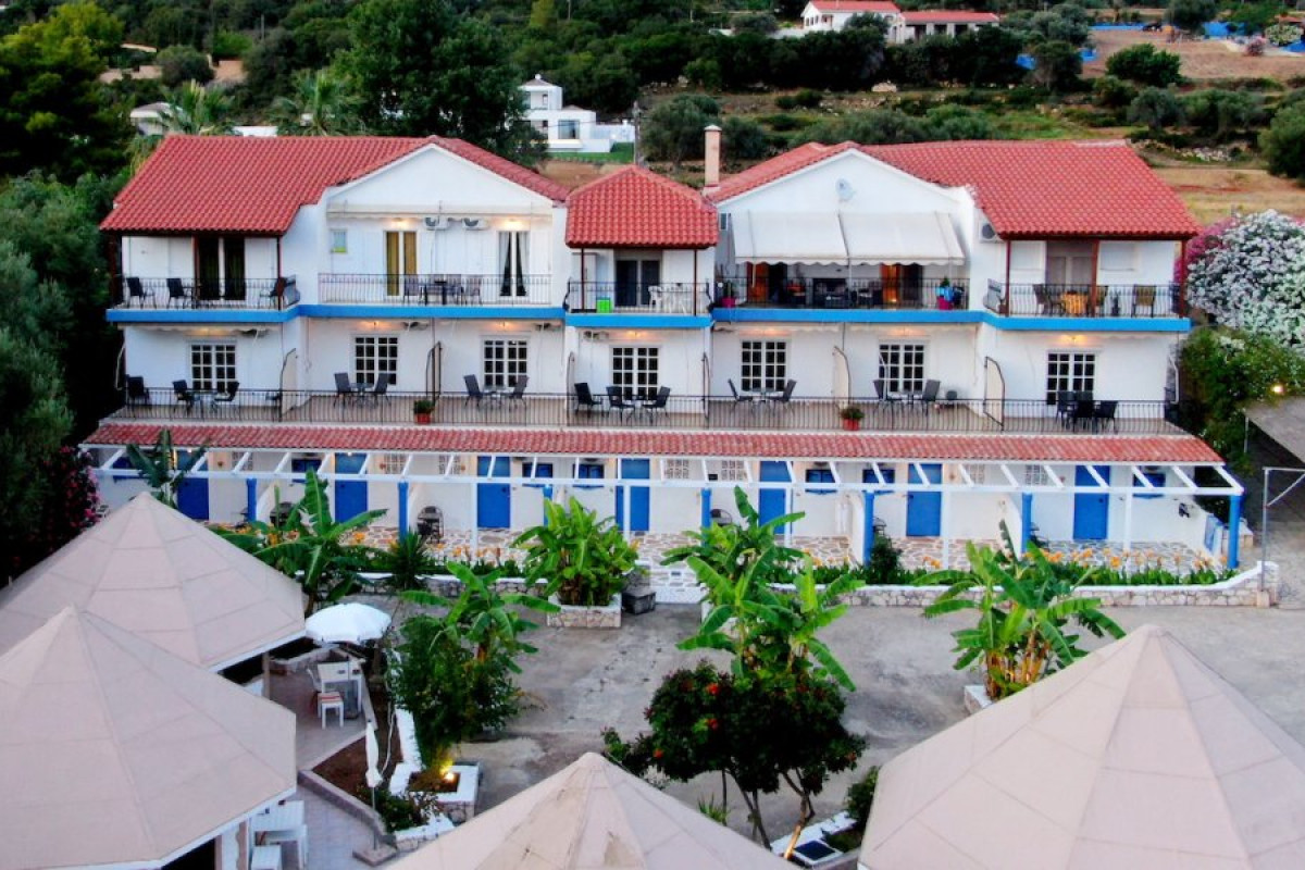 Spasmata Village