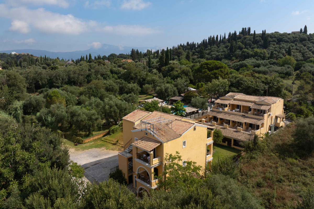 Spiti Nikos Apartments