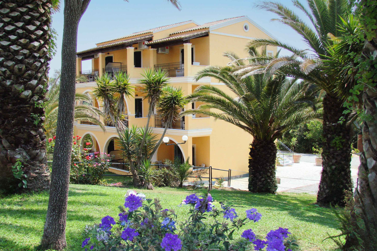 Spiti Nikos Apartments