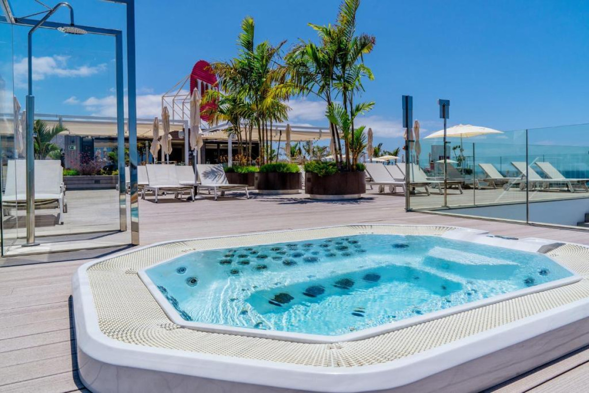 Hotel Spring Bitacora