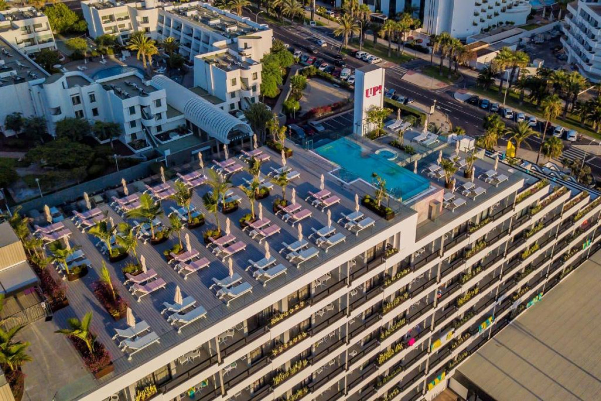 Hotel Spring Bitacora