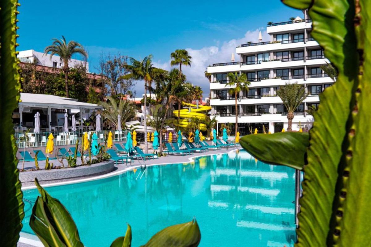 Hotel Spring Bitacora