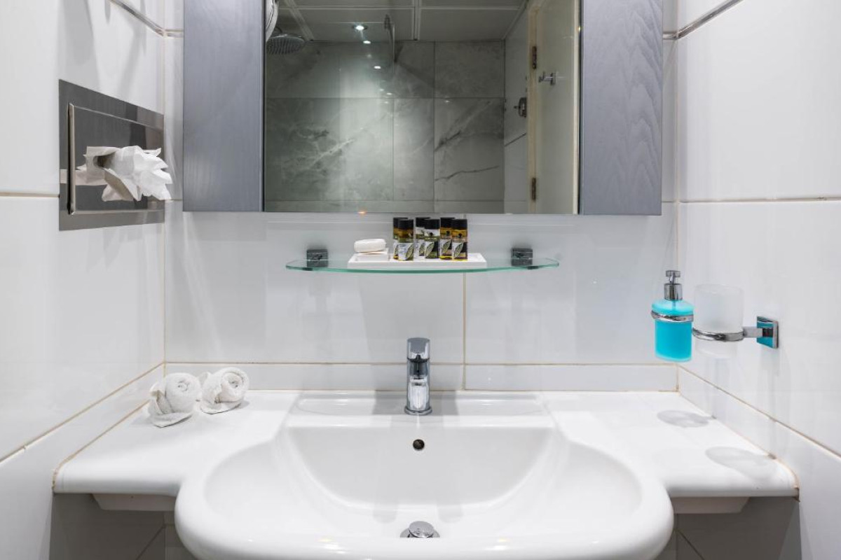 St George Beach Hotel & Spa Resort