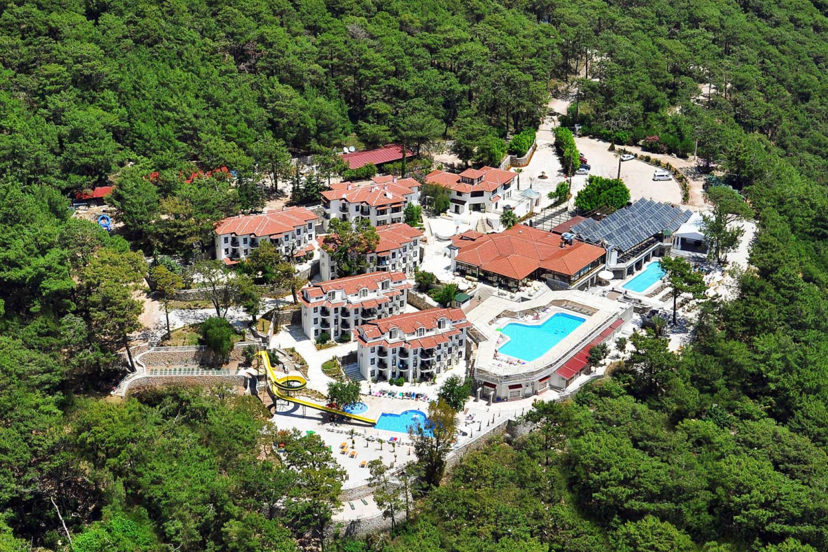 NICHOLAS PARK HOTEL