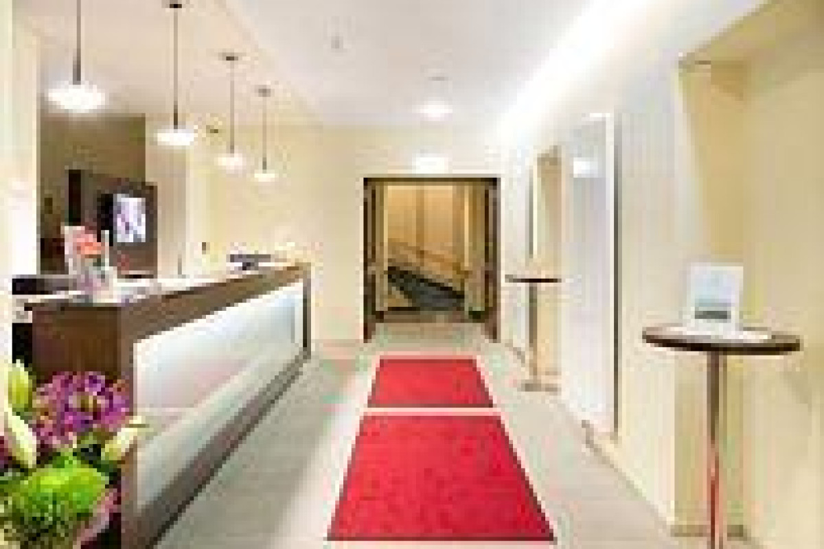 Star Inn Hotel Premium Dresden im Haus Altmarkt