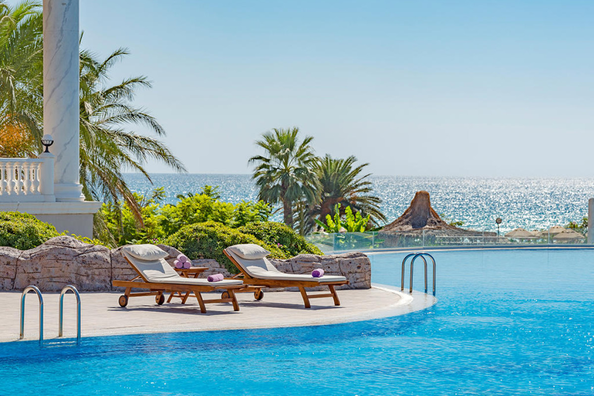 Starlight Resort
