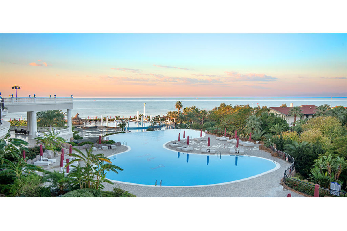 Starlight Resort