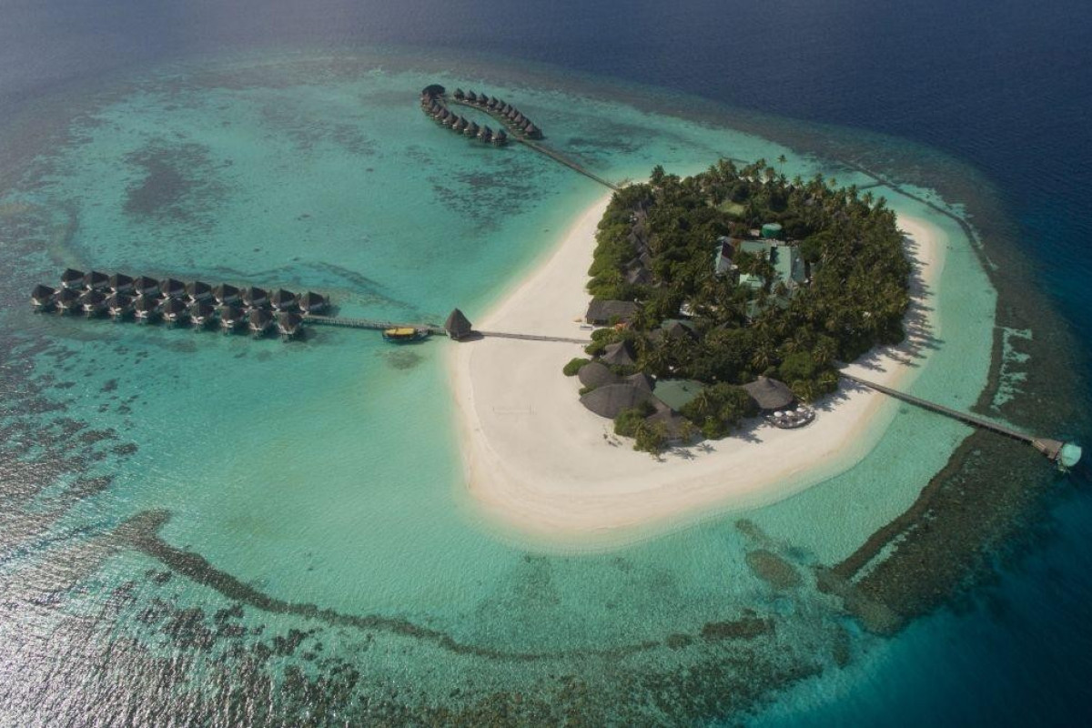 Angaga Island Resort & Spa