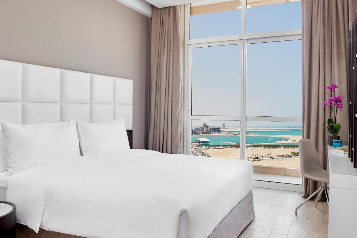 Staybridge Suites Doha Lusail