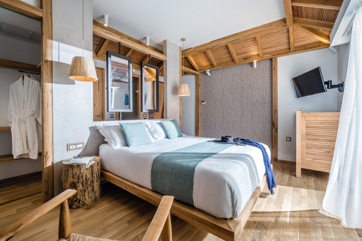 Stella Island Luxury Resort & Spa