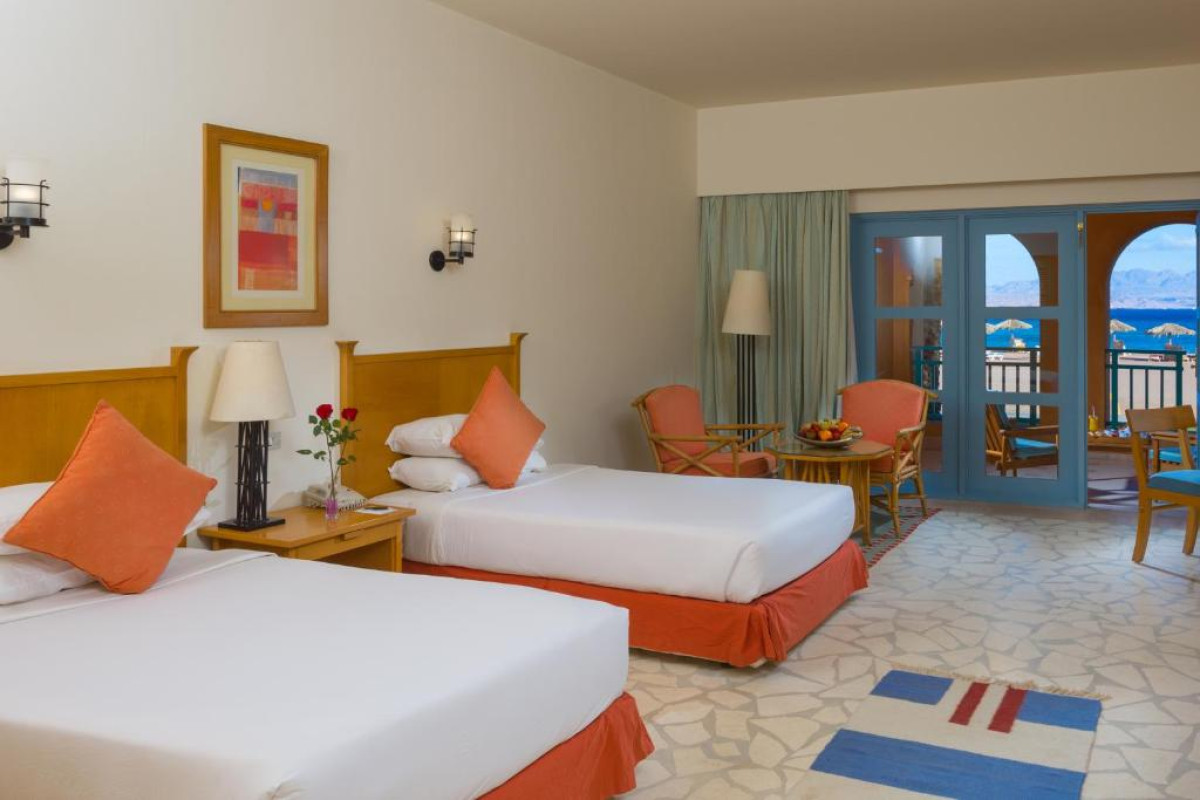 Strand Beach Resort