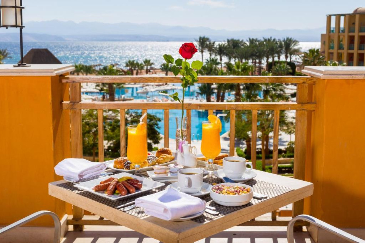Strand Beach Resort