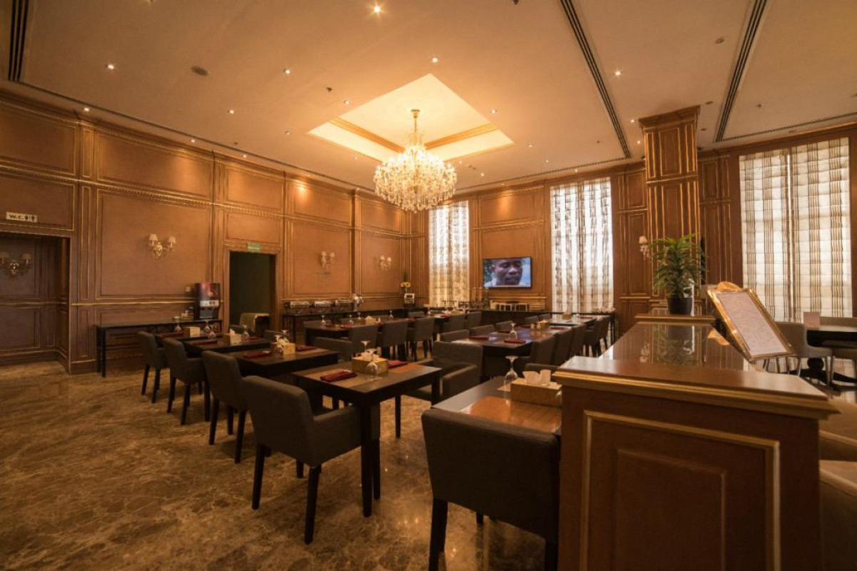 Strato Hotel by Warwick