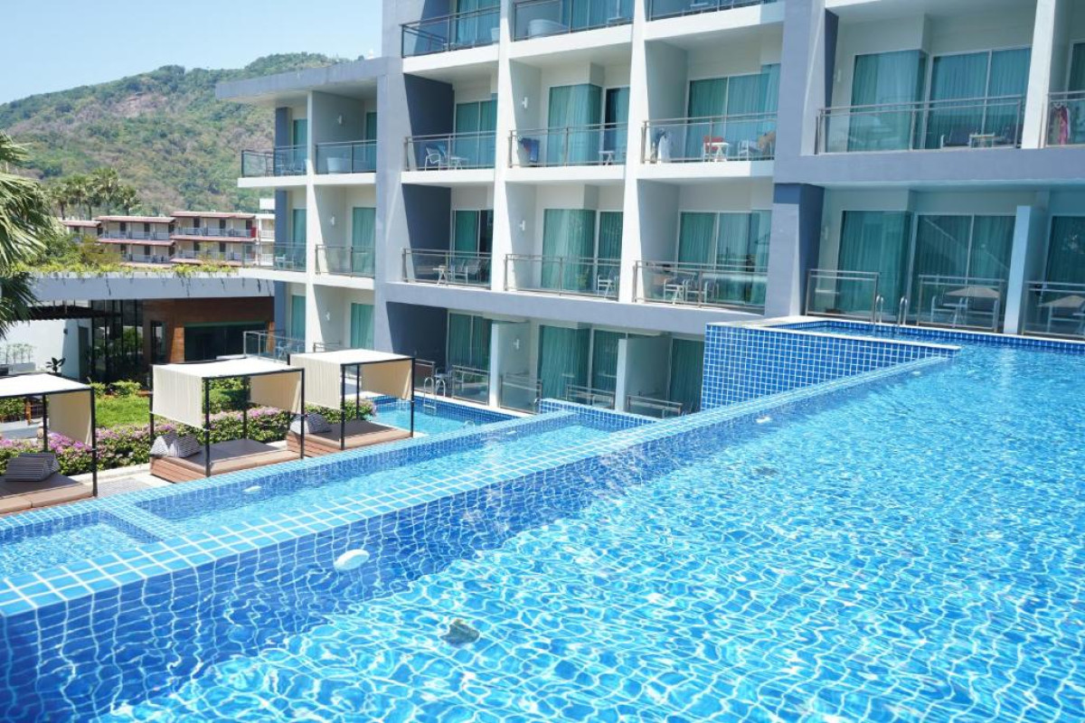 Sugar Palm Grand Hillside Resort