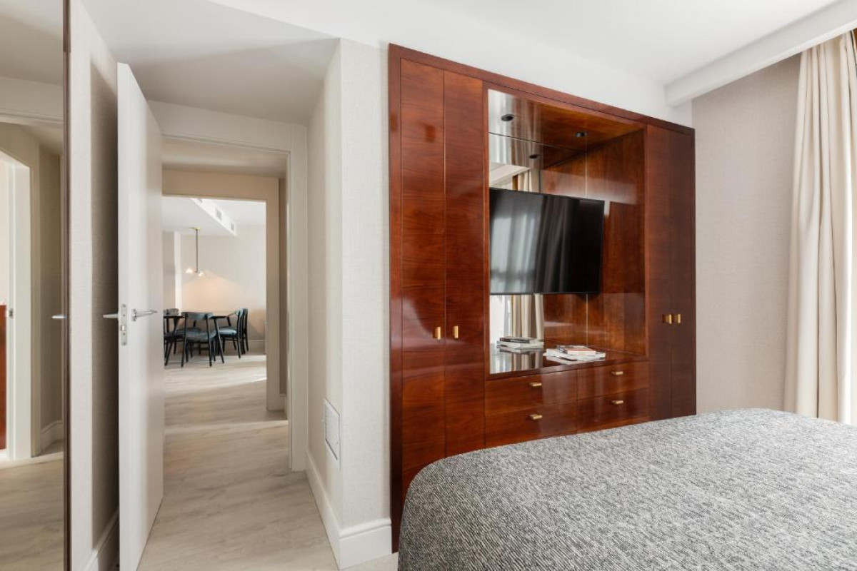 Suites Center