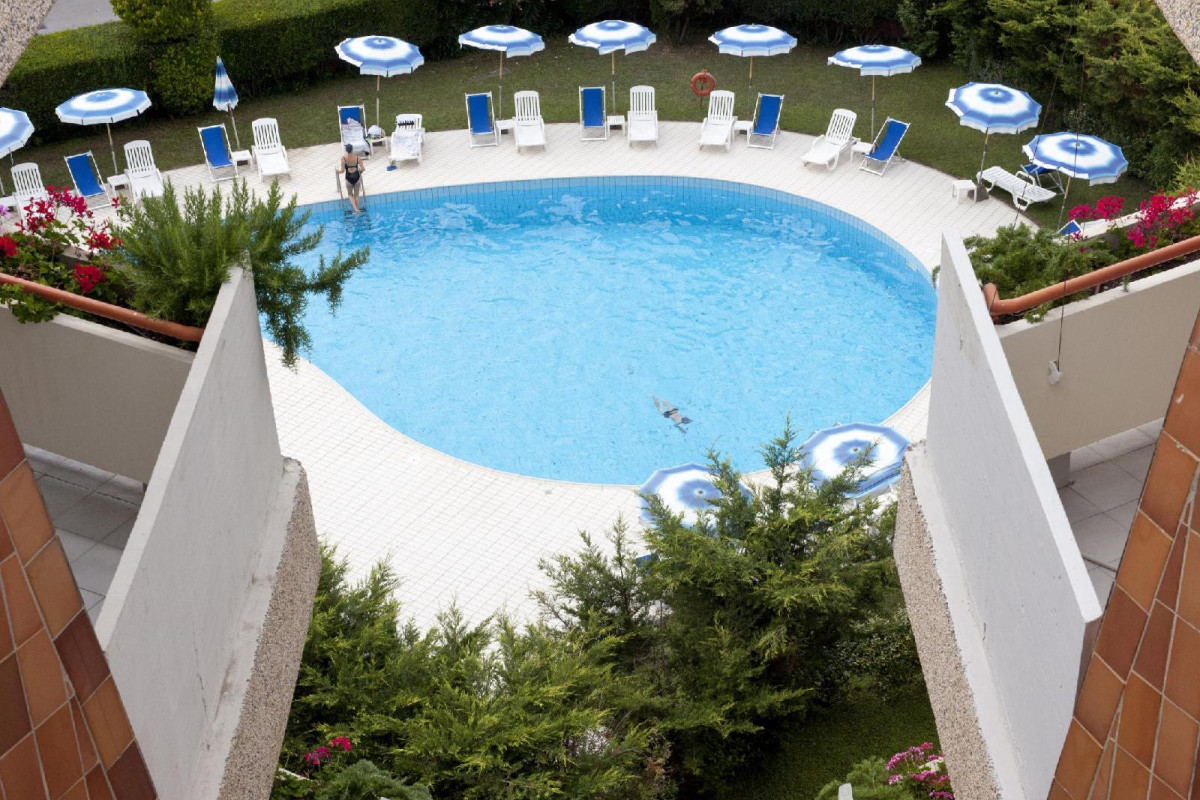 Suites Marilia Apartments