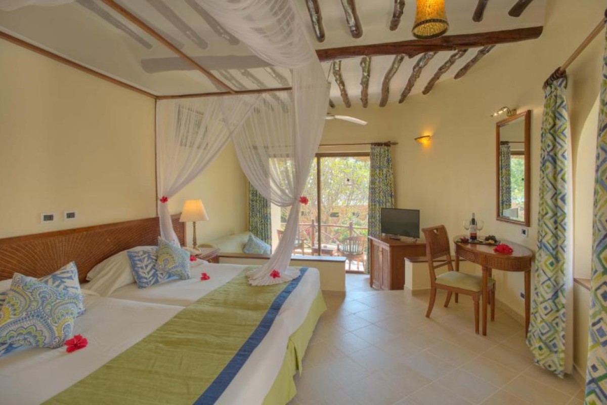 Sultan Sands Island Resort & Spa