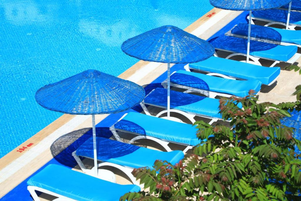 Summer Garden Suites and Beach Hotel
